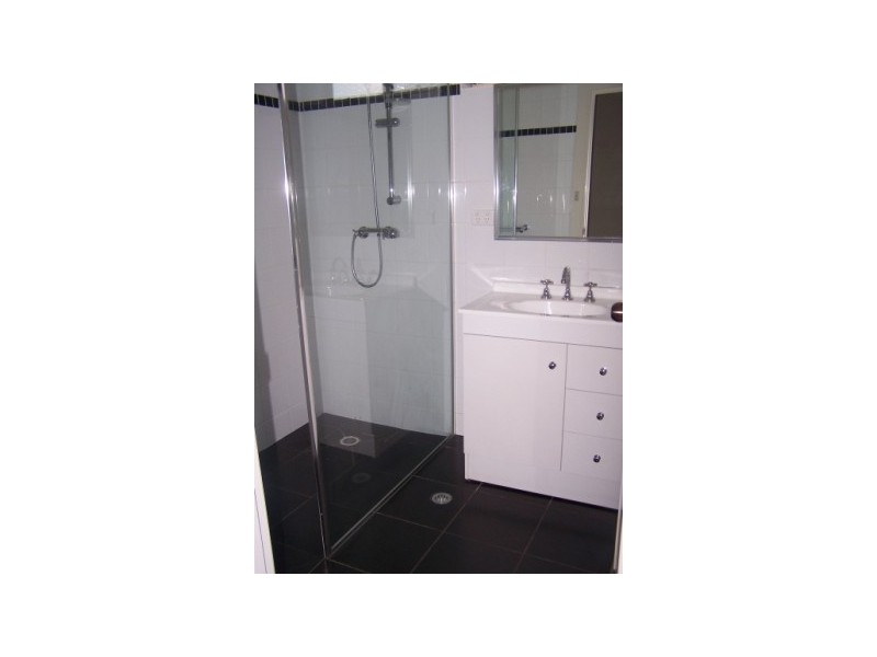 1/375 Urana Road, Lavington NSW 2641