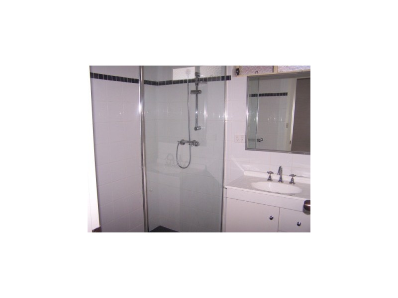 1/375 Urana Road, Lavington NSW 2641