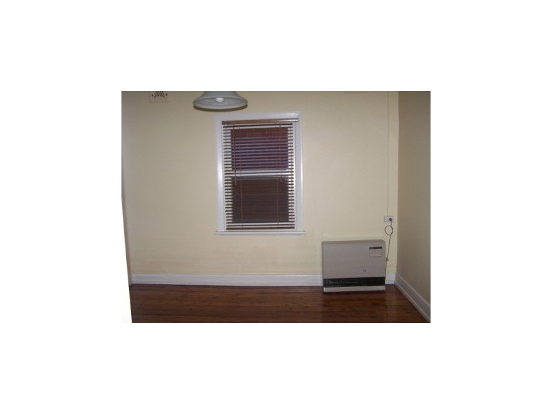 1/375 Urana Road, Lavington NSW 2641