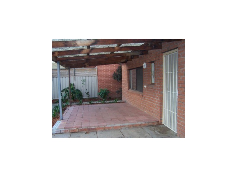 1/375 Urana Road, Lavington NSW 2641