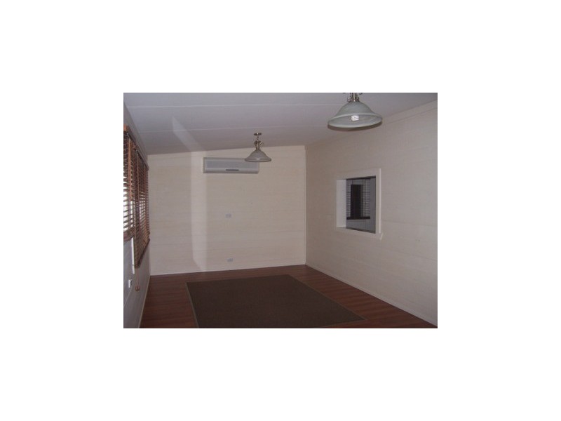 1/375 Urana Road, Lavington NSW 2641