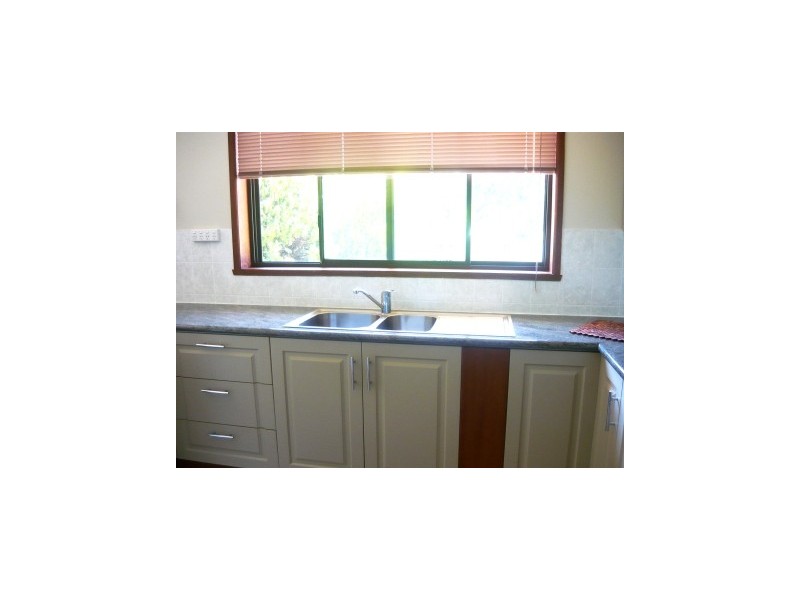 24 Yellow Gum Way, Thurgoona NSW 2640