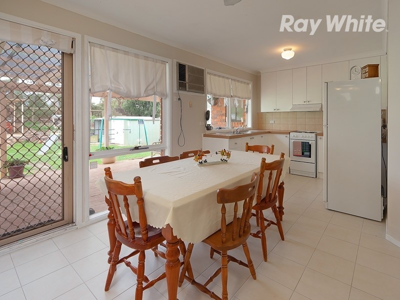 11 Daysdale Way, Thurgoona NSW 2640