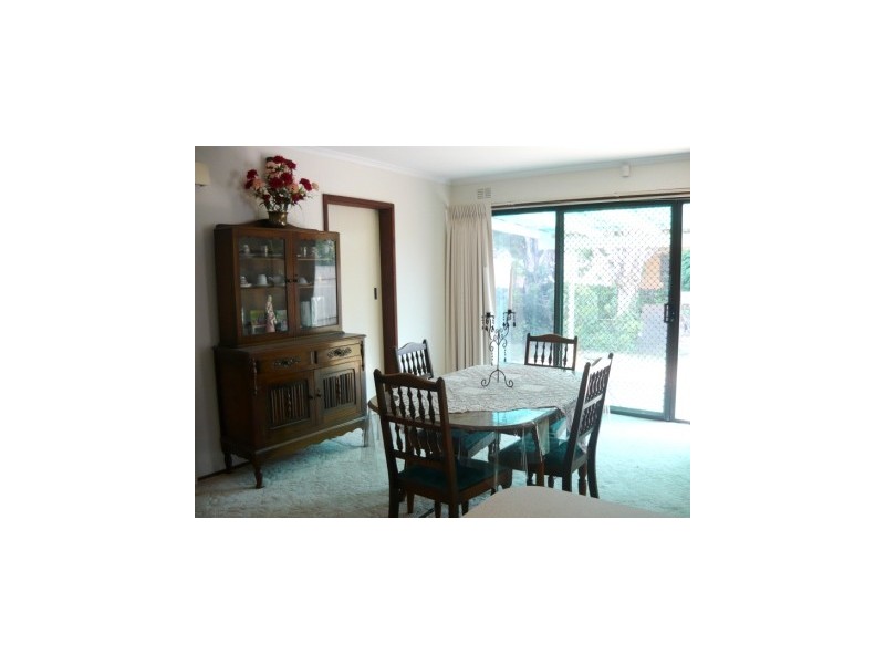 355 Sutherland Street, Lavington NSW 2641