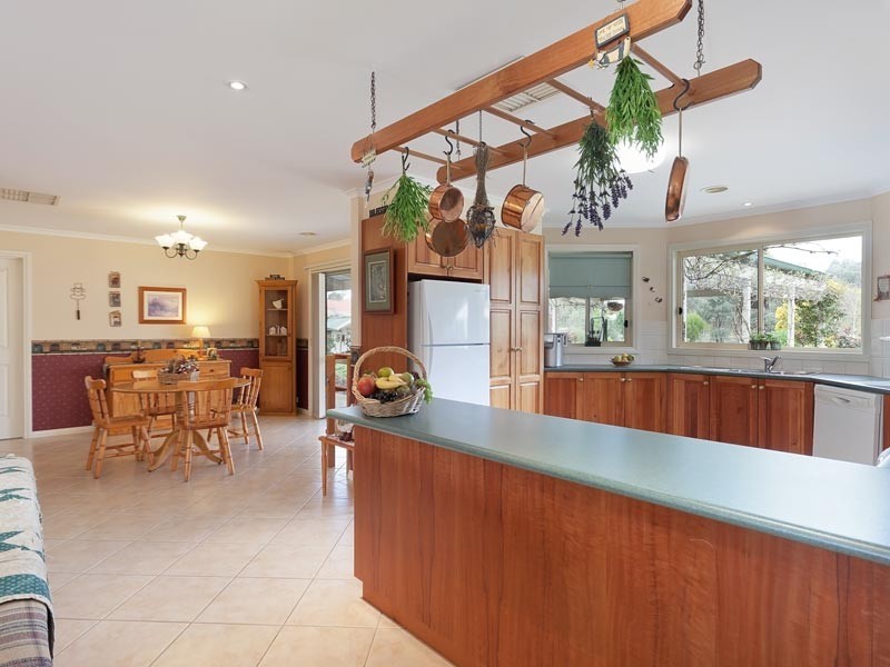 10 Kimball Court, Thurgoona NSW 2640