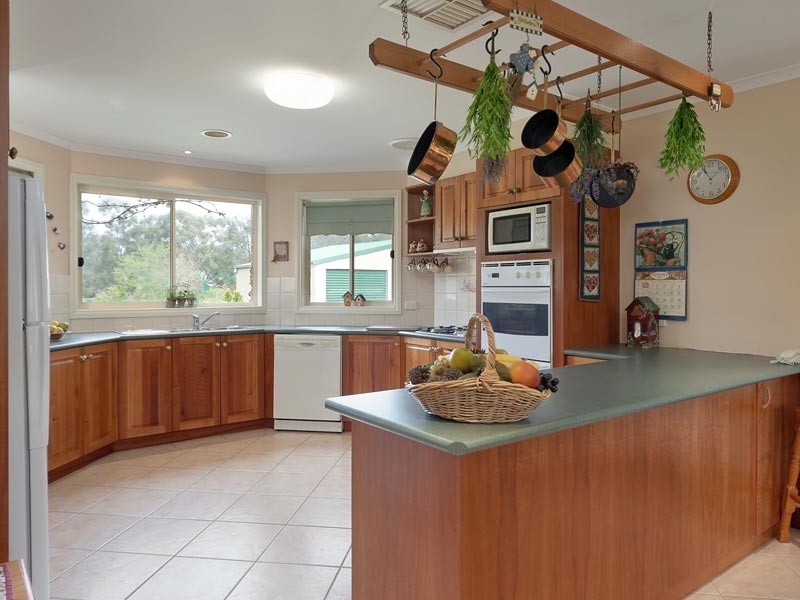 10 Kimball Court, Thurgoona NSW 2640