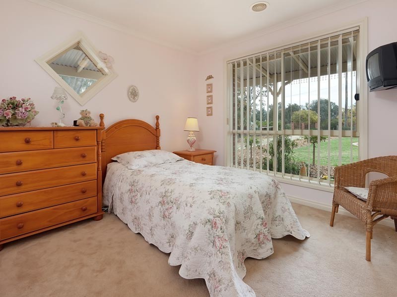 10 Kimball Court, Thurgoona NSW 2640