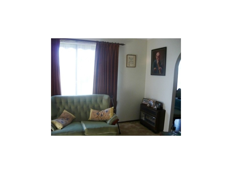 1/275 Vickers Rd, Lavington NSW 2641