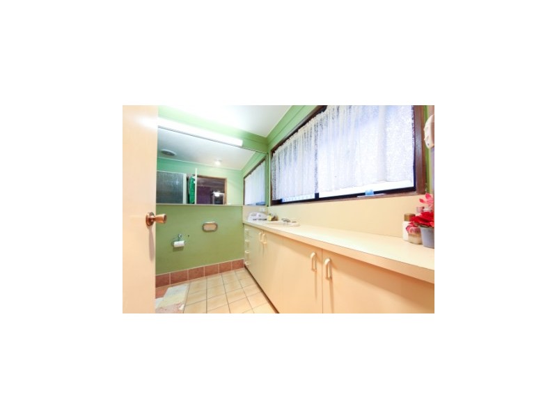 362 Sandrina Drive, Lavington NSW 2641