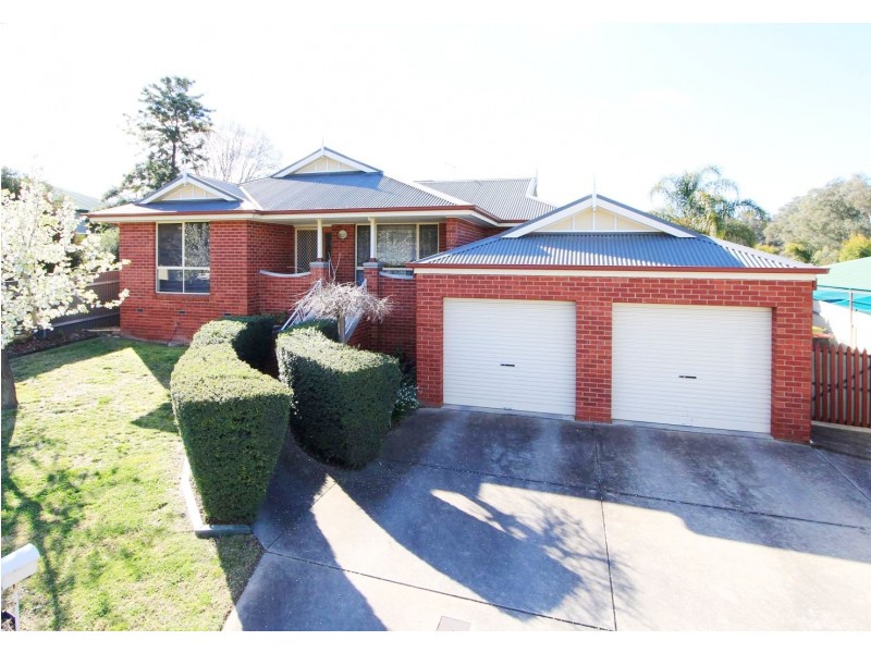 666 Centaur Rd, Lavington NSW 2641