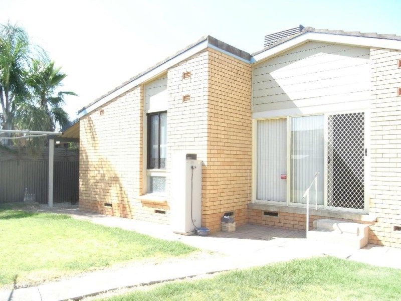294 Balston Street, Lavington NSW 2641