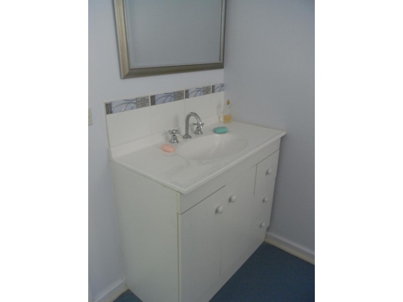 294 Balston Street, Lavington NSW 2641