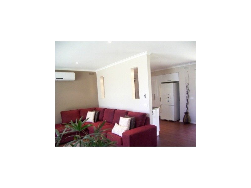 12 Julie Place, Lavington NSW 2641