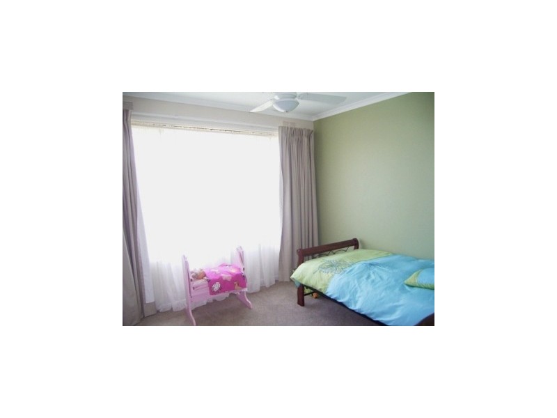 12 Julie Place, Lavington NSW 2641