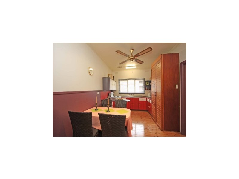 1045 Corella Street, North Albury NSW 2640