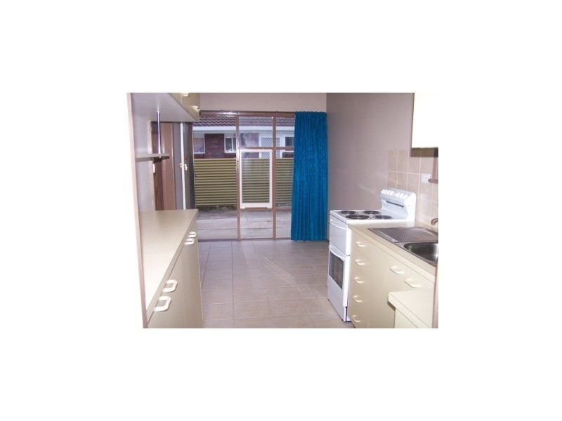 398 Eden Street, Lavington NSW 2641