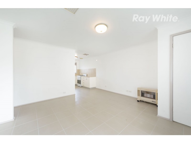 2/562 Woodbury Court, Lavington NSW 2641