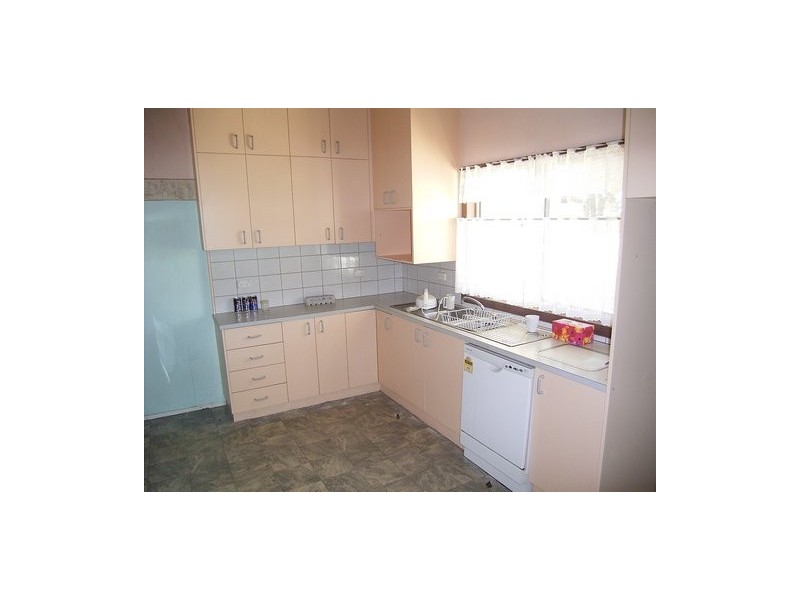 8 Kirndeen Street, Culcairn NSW 2660