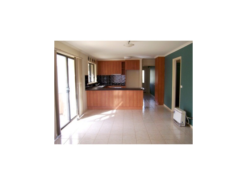 85 Jacaranda Street, West Albury NSW 2640