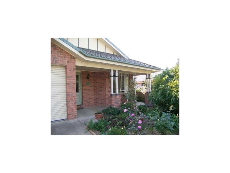 26 Jenny Wren Place, East Albury NSW 2640
