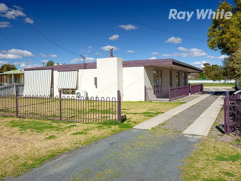 130 Victoria Street, Howlong NSW 2643
