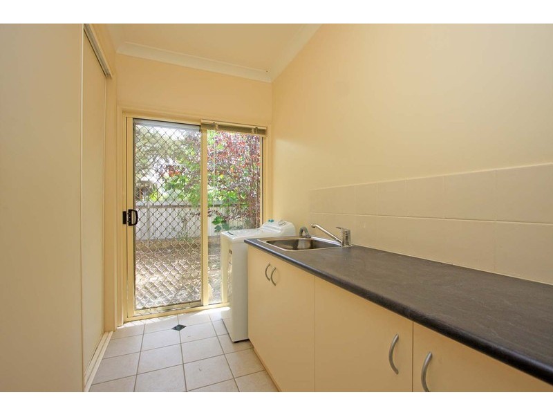 62 Read Street, Howlong NSW 2643