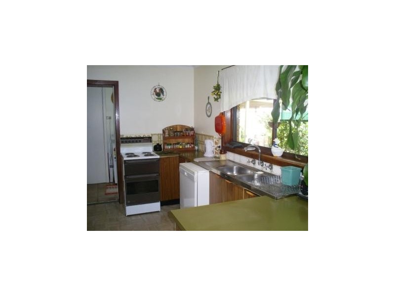536 Webb Street, Lavington NSW 2641