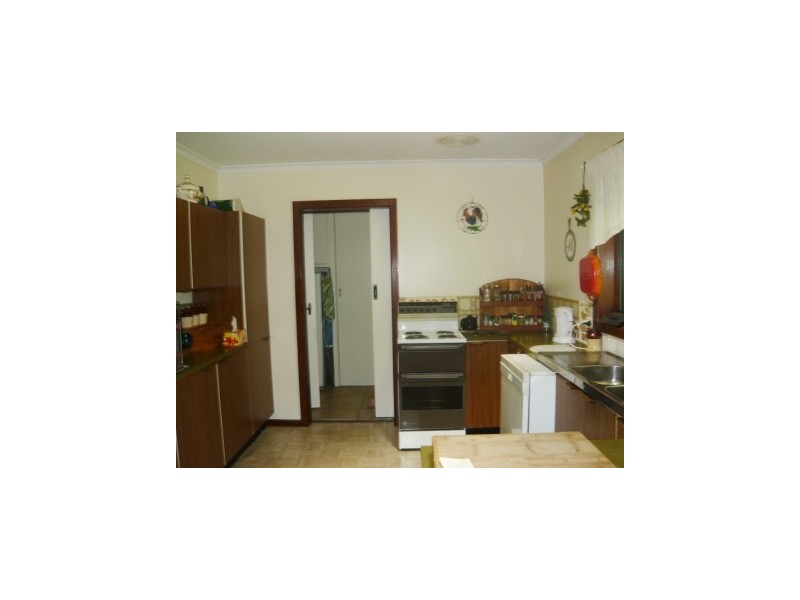 536 Webb Street, Lavington NSW 2641