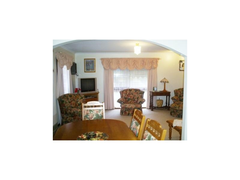 536 Webb Street, Lavington NSW 2641