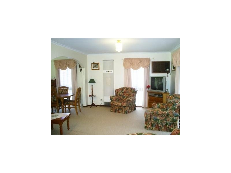 536 Webb Street, Lavington NSW 2641