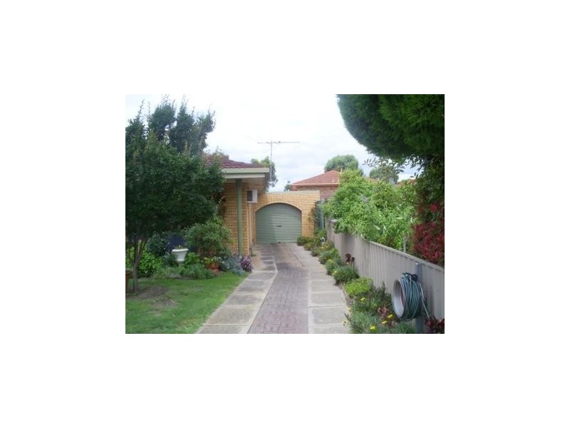 536 Webb Street, Lavington NSW 2641