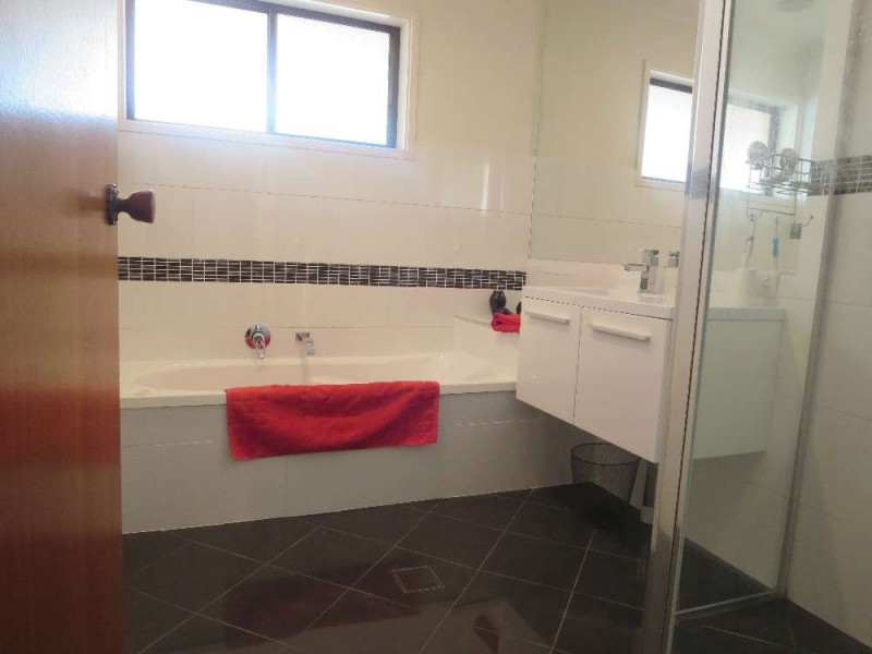 517 Nagle Road, Lavington NSW 2641