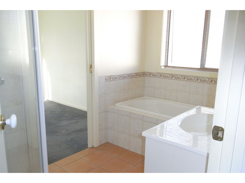 108 Gibson Street, Jindera NSW 2642