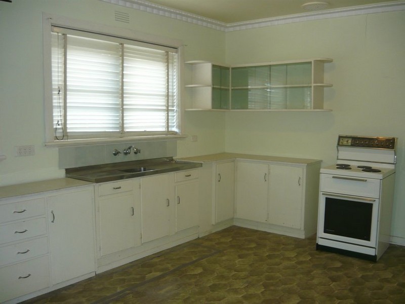 1044 Caratel St, North Albury NSW 2640
