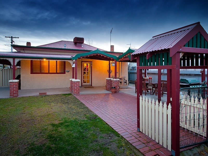 1030 Baratta St, North Albury NSW 2640