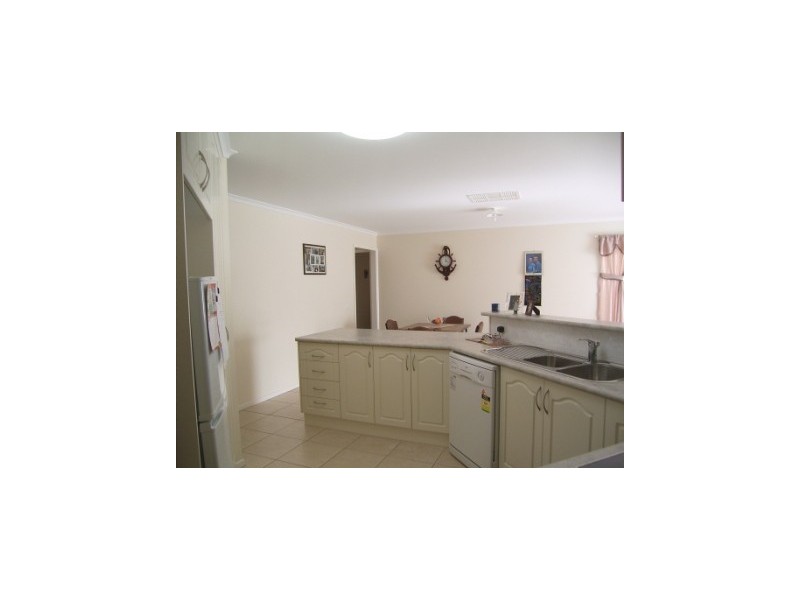 5 Gumnut Court, East Albury NSW 2640