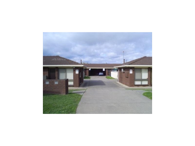 4/299 Kaitlers Road, Lavington NSW 2641