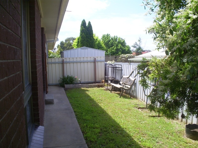 4/299 Kaitlers Road, Lavington NSW 2641