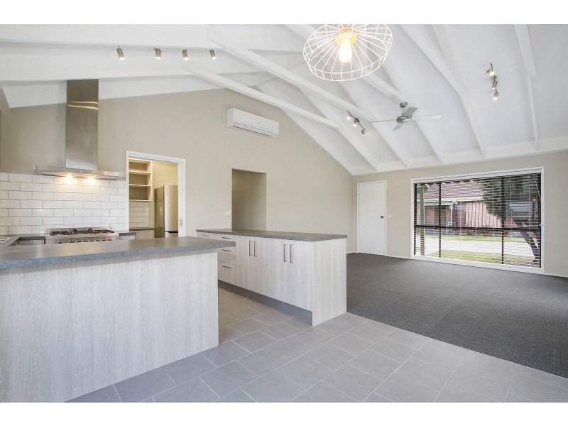 1/425 Bevan Street, Lavington NSW 2641
