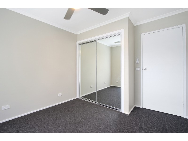 1/425 Bevan Street, Lavington NSW 2641