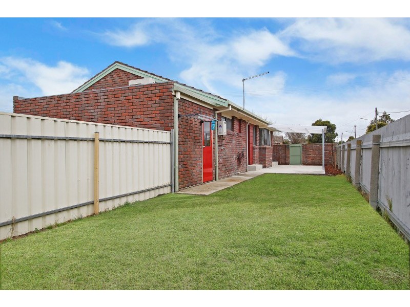 1/425 Bevan Street, Lavington NSW 2641