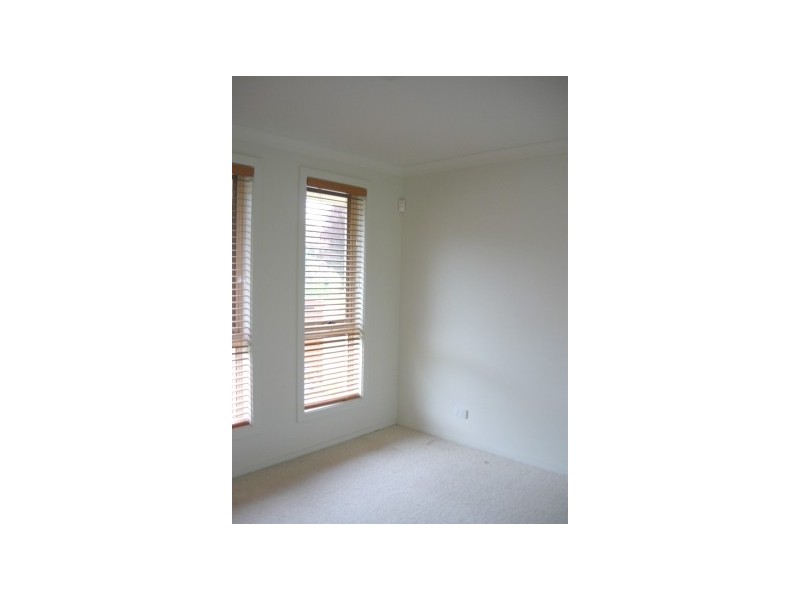 43 Kurrajong Crescent, West Albury NSW 2640