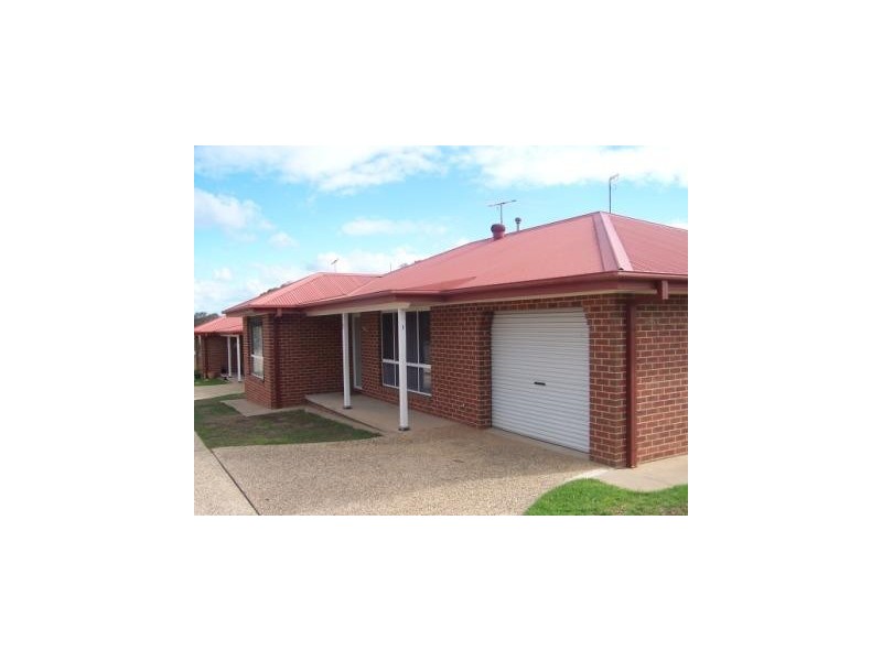 1/267 Kaitlers Road, Lavington NSW 2641