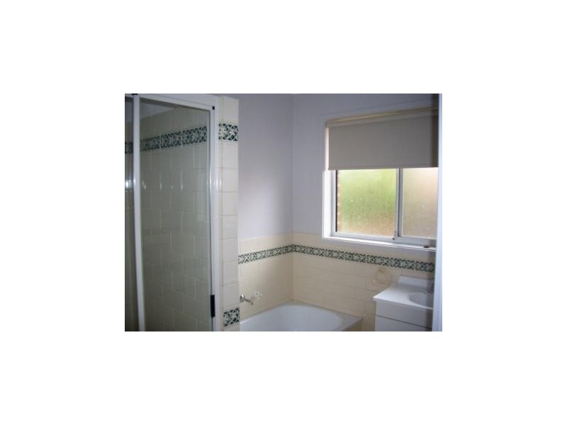 1/267 Kaitlers Road, Lavington NSW 2641