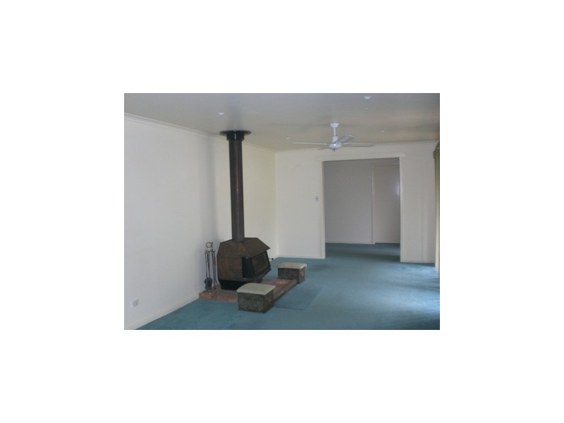 106 Pearce Street, Howlong NSW 2643