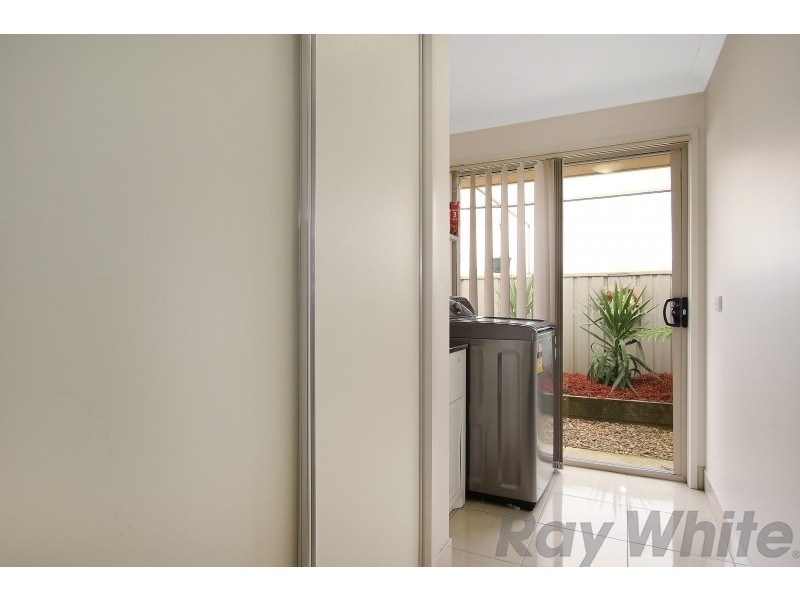 9 Oxford Drive, Thurgoona NSW 2640
