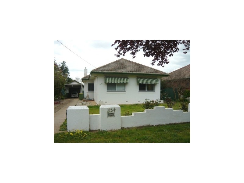 834 St James Crescent, Albury NSW 2640