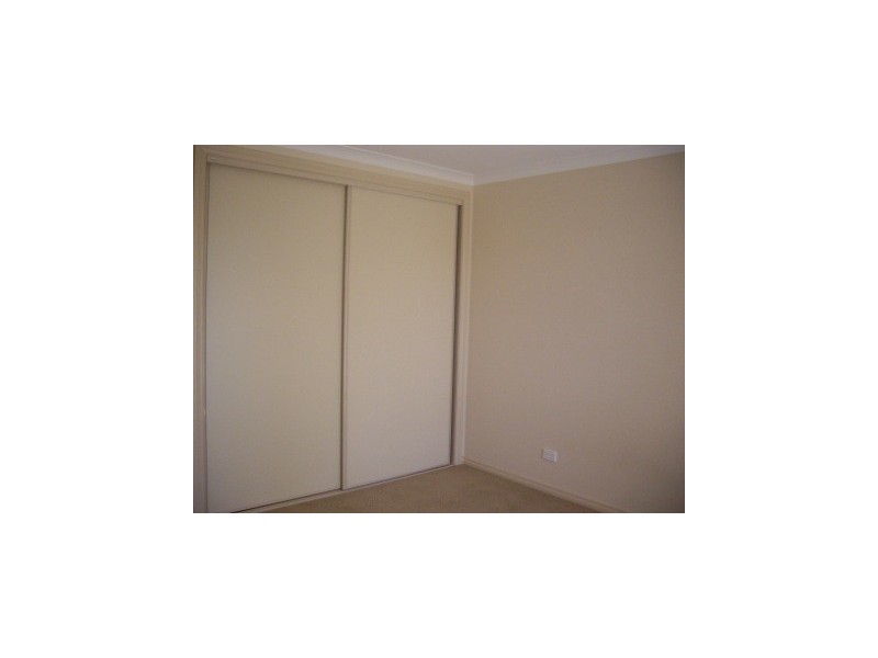2/82 Hotham Circuit, Thurgoona NSW 2640