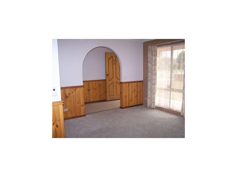 1/25 Condon Place, Lavington NSW 2641