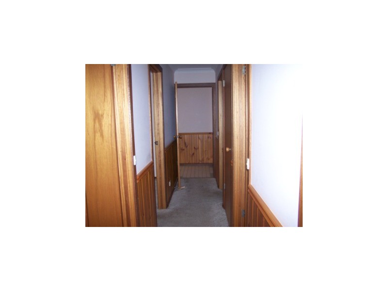 1/25 Condon Place, Lavington NSW 2641